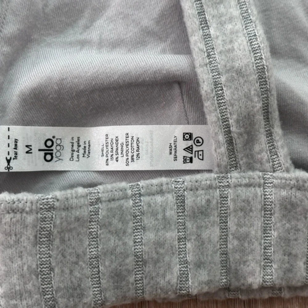 Alo Yoga Ribbed Take Comfort Bra in Athletic Heather Grey Sz‎ M